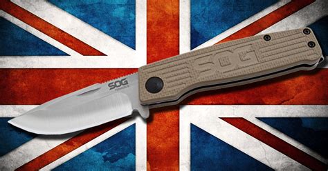 How long do you go to jail for carrying a knife. . Are hunting knives legal in the uk